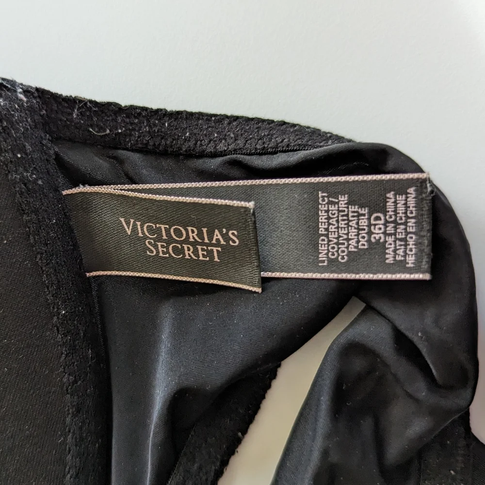 Victoria Secret Bra - Picture 3 of 3